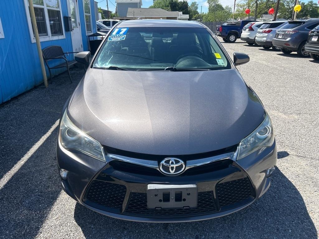 Toyota Camry XLE Auto (Natl) 2017