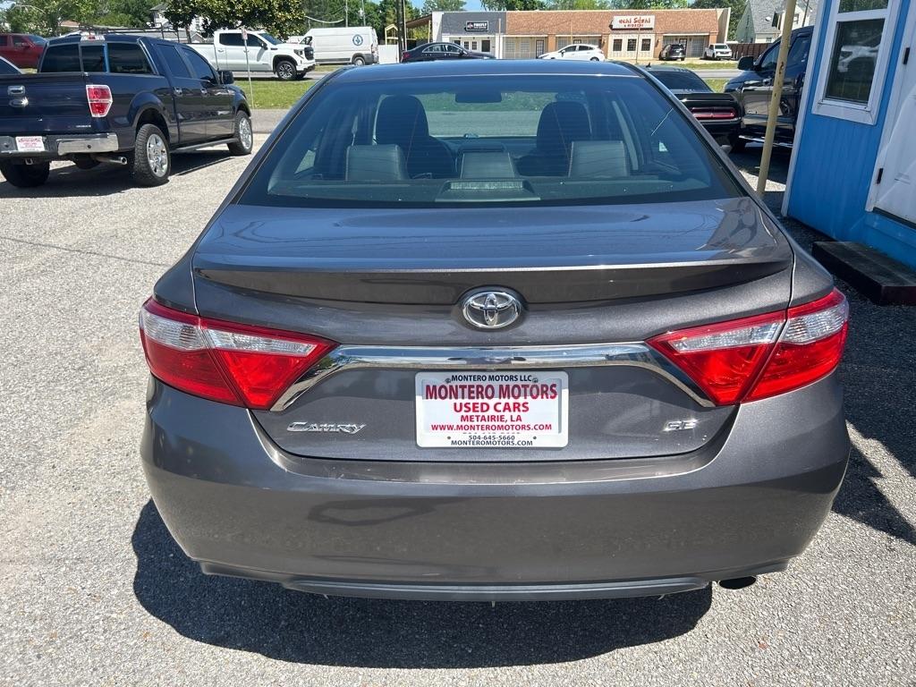 Toyota Camry XLE Auto (Natl) 2017