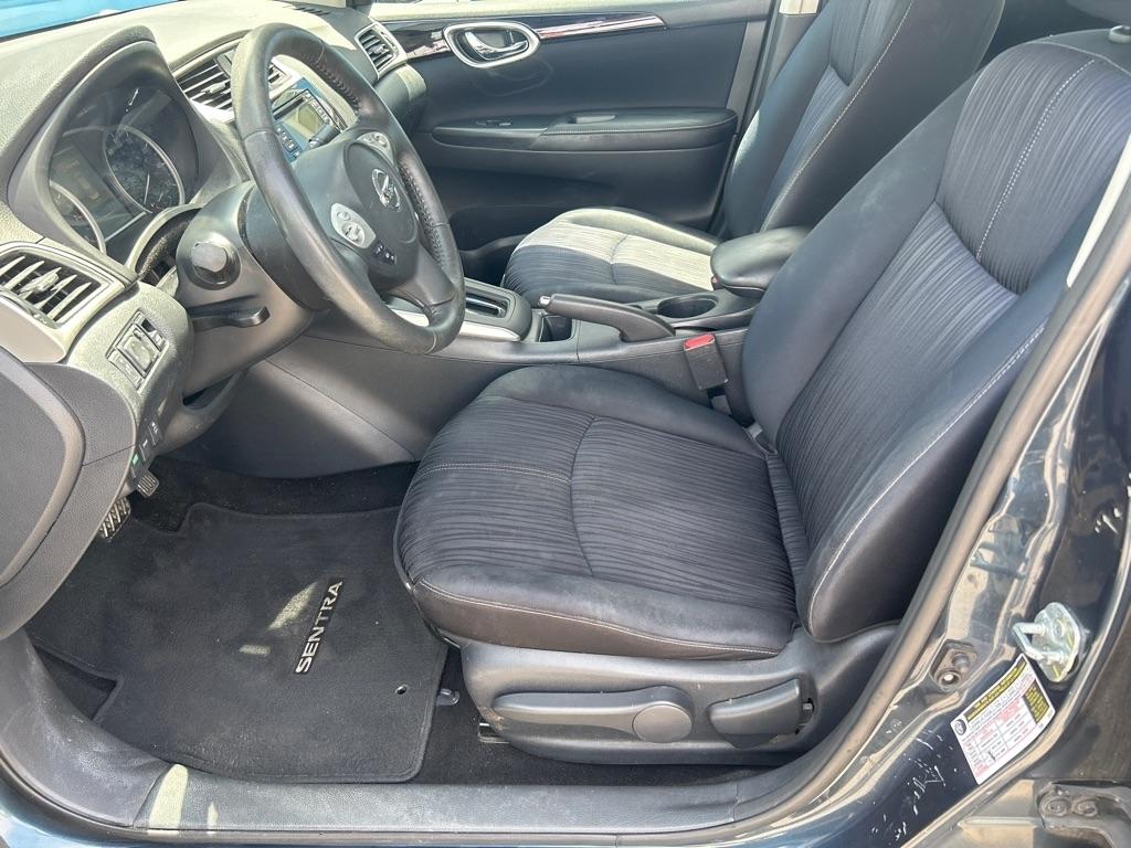 Nissan Sentra 4dr Sdn I4 CVT SV 2016