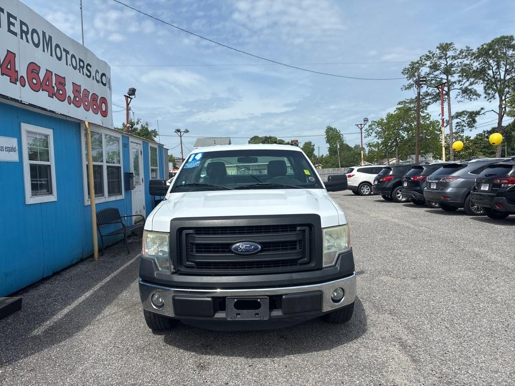 Ford F-150 2WD Reg Cab 126" STX 2014