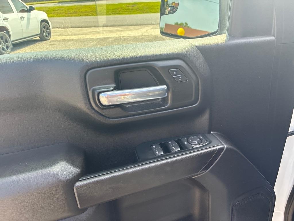 Chevrolet Silverado 1500 2WD Double Cab 147" Work Truck 2023