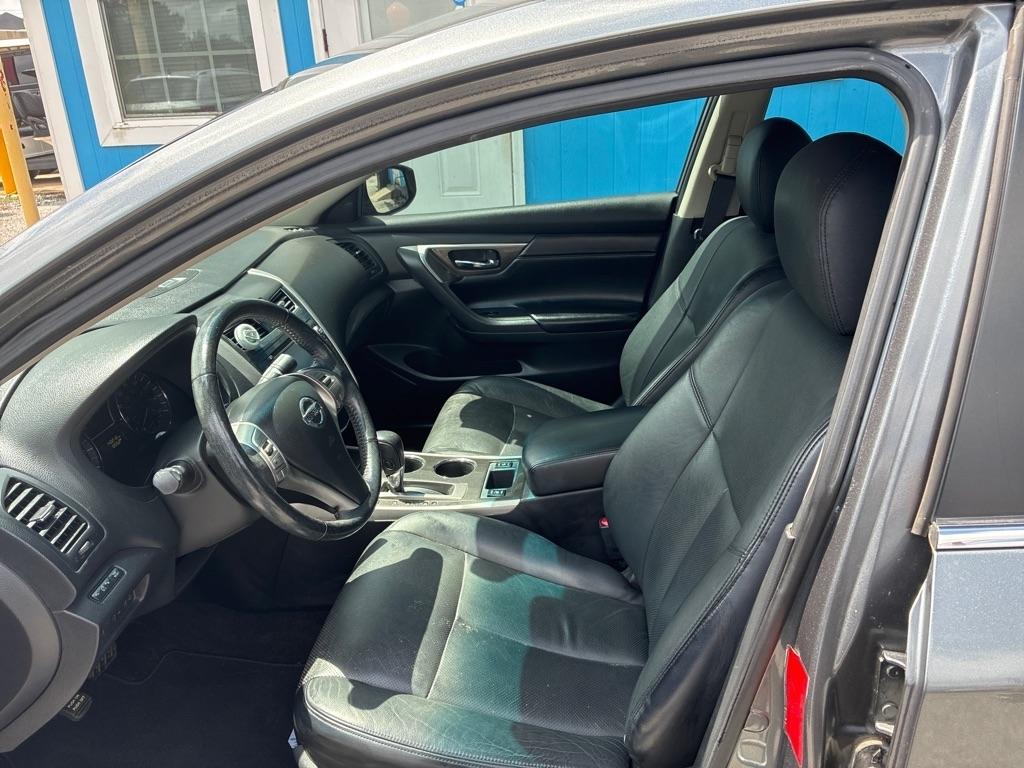 Nissan Altima 4dr Sdn I4 2.5 SL 2014