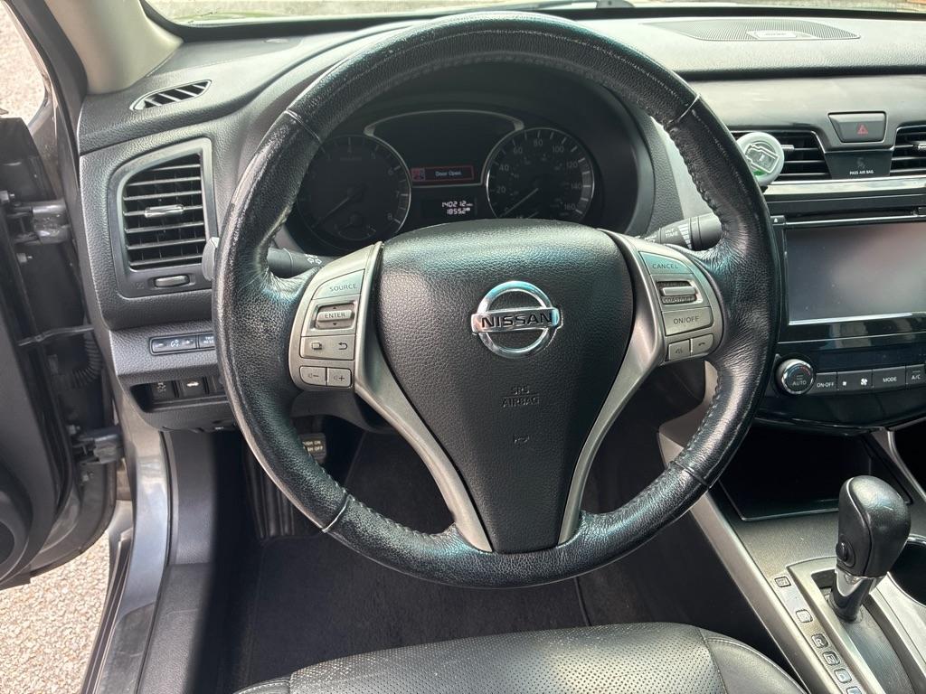 Nissan Altima 4dr Sdn I4 2.5 SL 2014