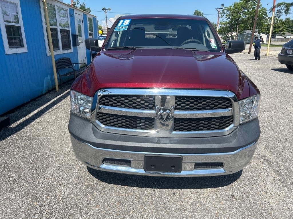 RAM 1500 Tradesman 4x2 Quad Cab 6'4" Box 2018