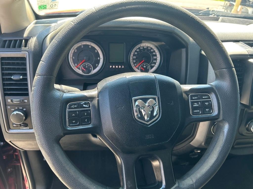 RAM 1500 Tradesman 4x2 Quad Cab 6'4" Box 2018