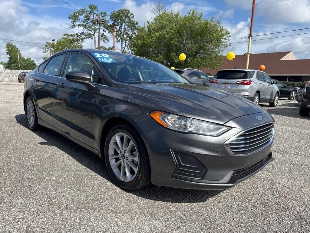 Ford Fusion SE FWD 2020
