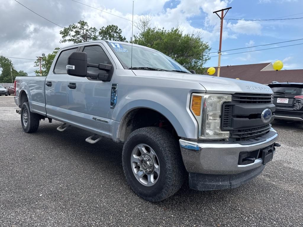 Ford Super Duty F-250 SRW King Ranch 4WD Crew Cab 8' Box 2017