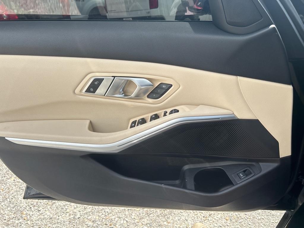 BMW 3 Series 330i Sedan North America 2020