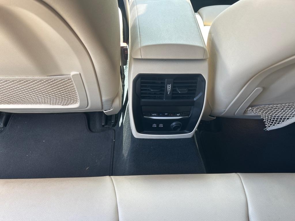 BMW 3 Series 330i Sedan North America 2020