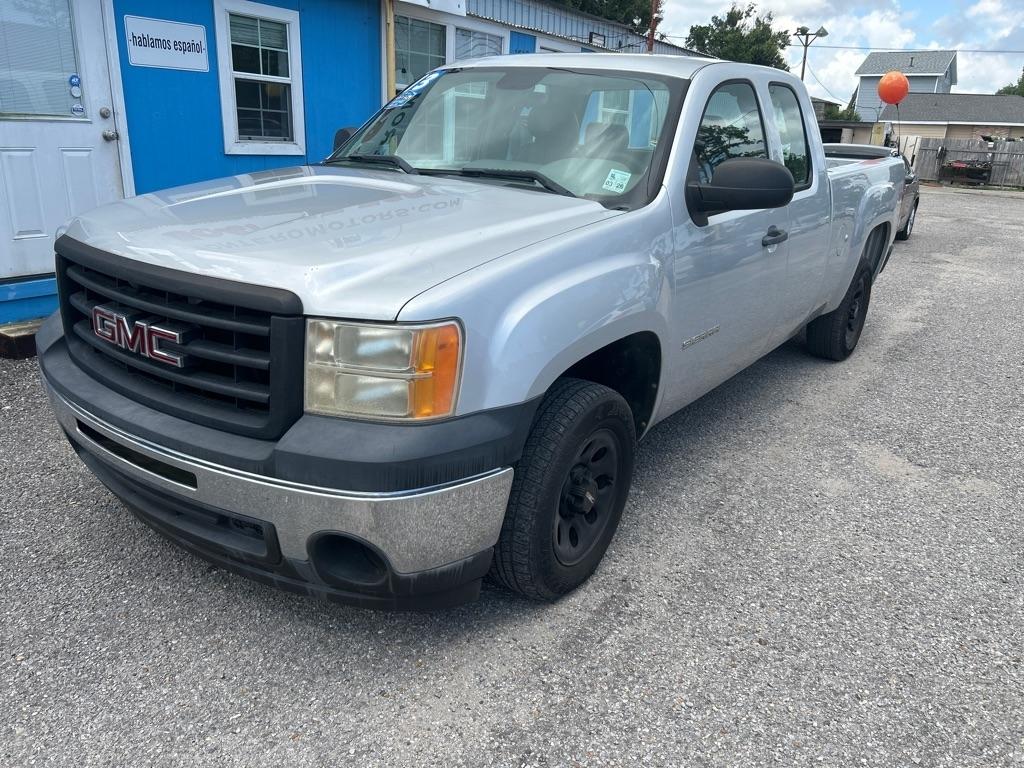GMC Sierra 1500 2WD Ext Cab 143.5" Work Truck 2013