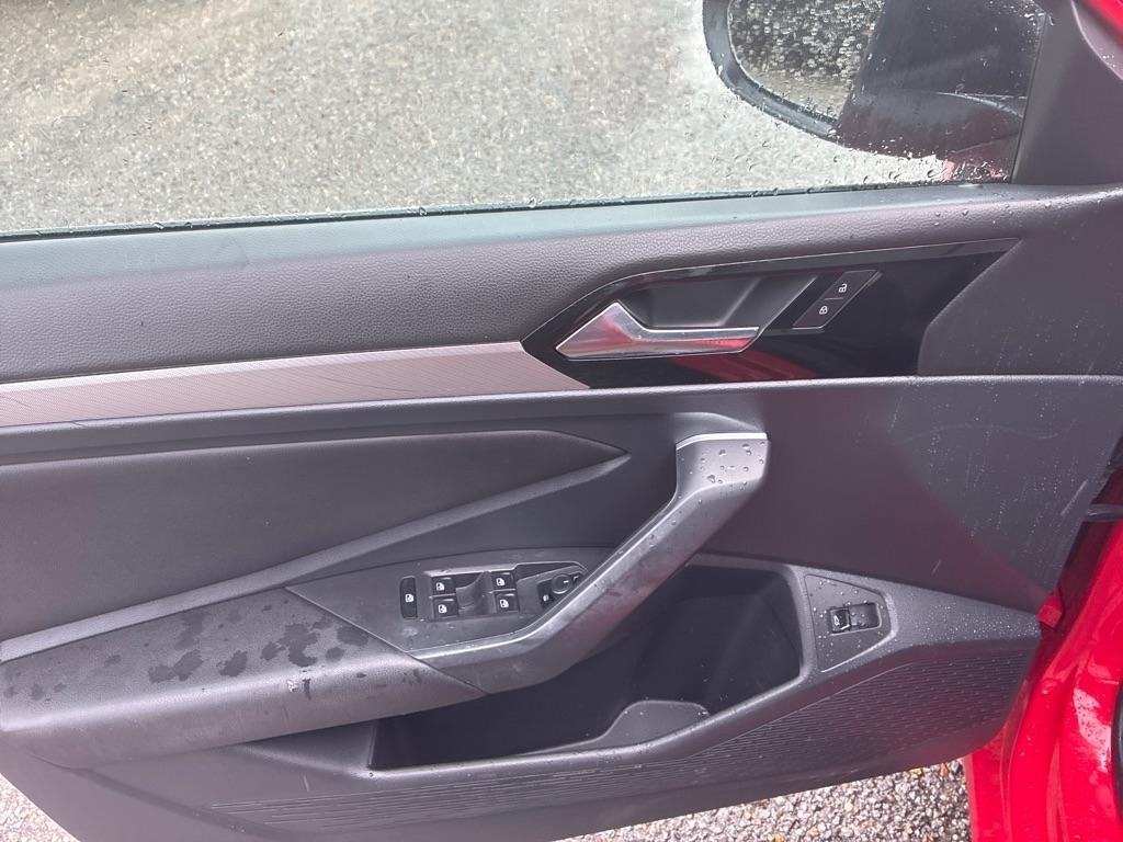 Volkswagen Jetta R-Line Auto w/SULEV 2019