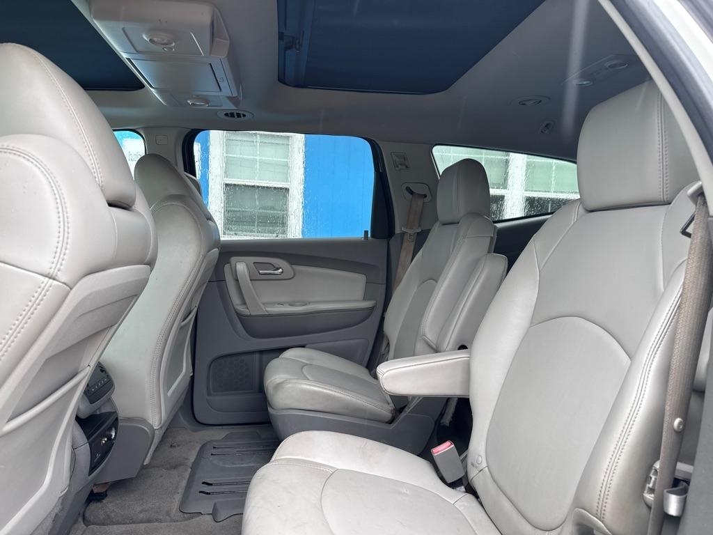 Chevrolet Traverse AWD 4dr LT w/2LT 2012