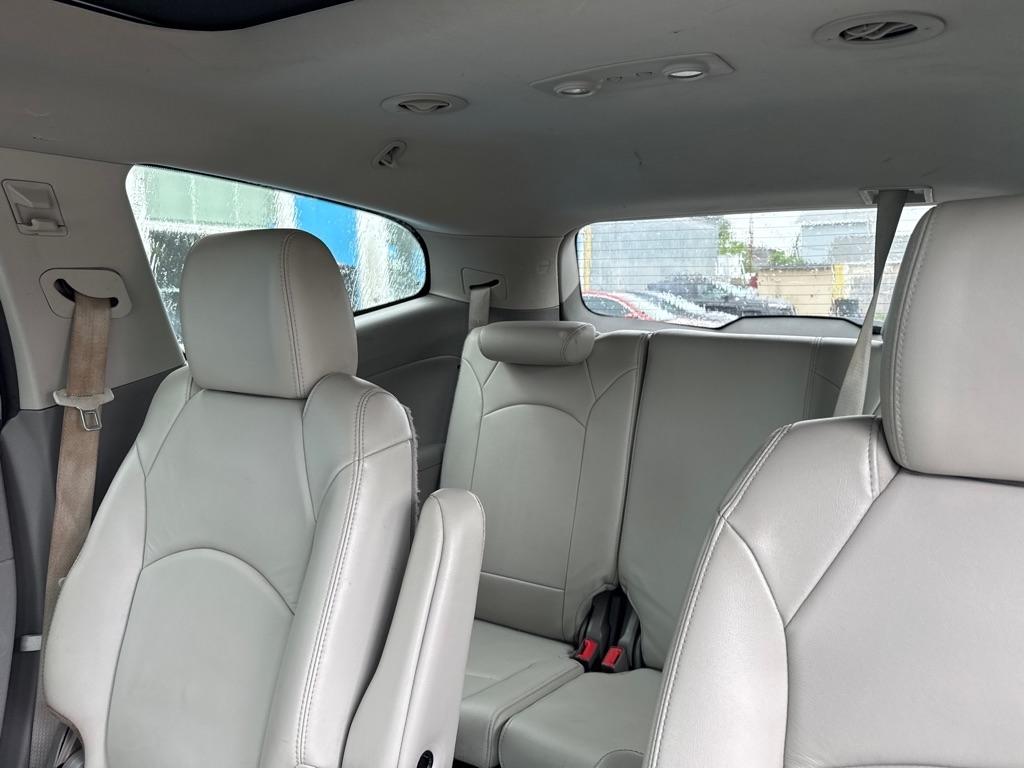 Chevrolet Traverse AWD 4dr LT w/2LT 2012