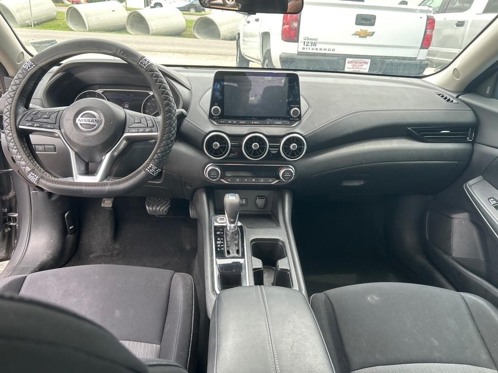 Nissan Sentra SV CVT 2021