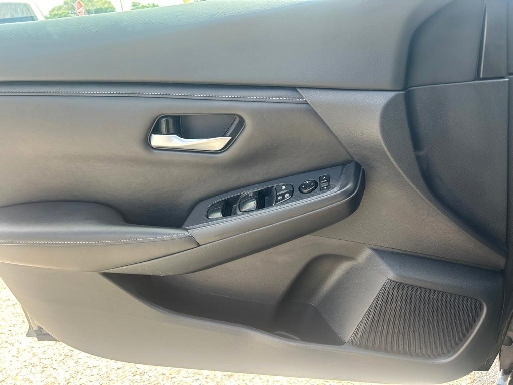Nissan Sentra SV CVT 2021