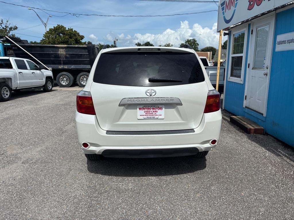 Toyota Highlander FWD 4dr V6 Base (Natl) 2010