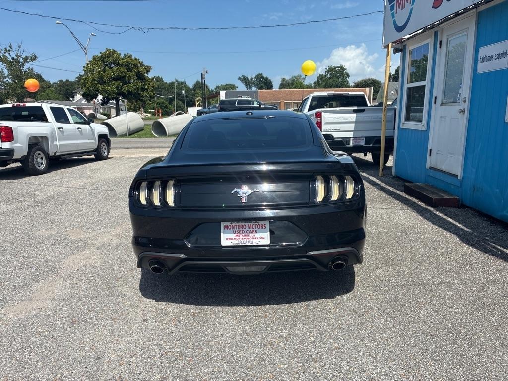 Ford Mustang EcoBoost Fastback 2020