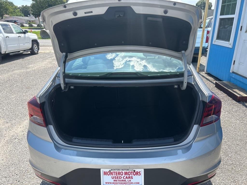Hyundai Elantra SE IVT 2020