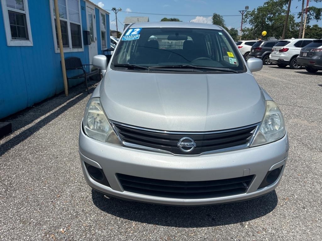 Nissan Versa 5dr HB Auto 1.8 S 2012