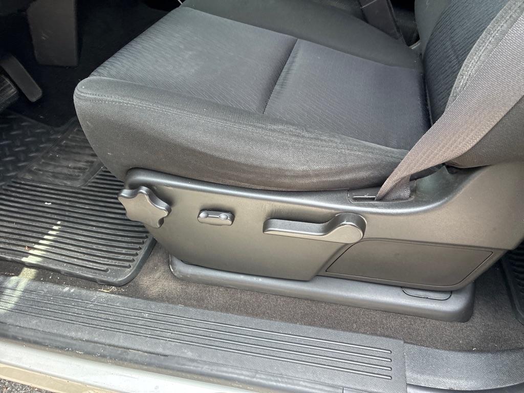 Chevrolet Silverado 1500 2WD Crew Cab 143.5" LT 2011