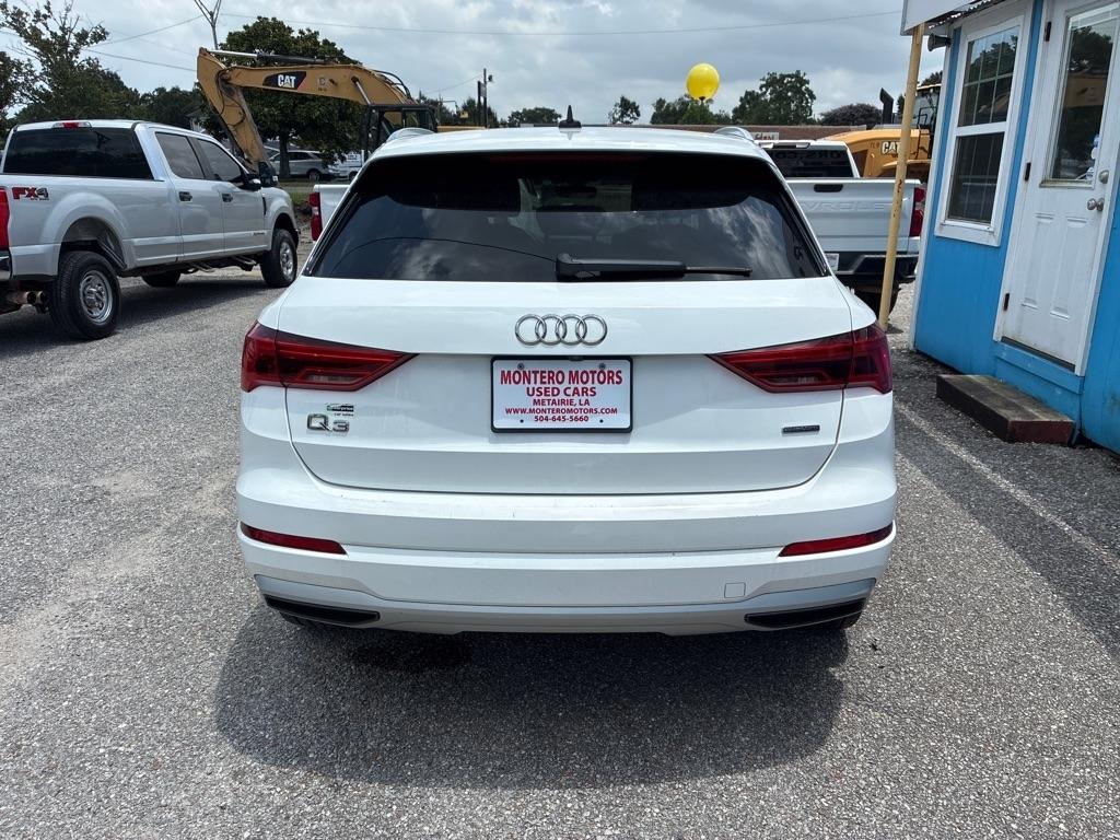 Audi Q3 Premium 40 TFSI quattro 2021