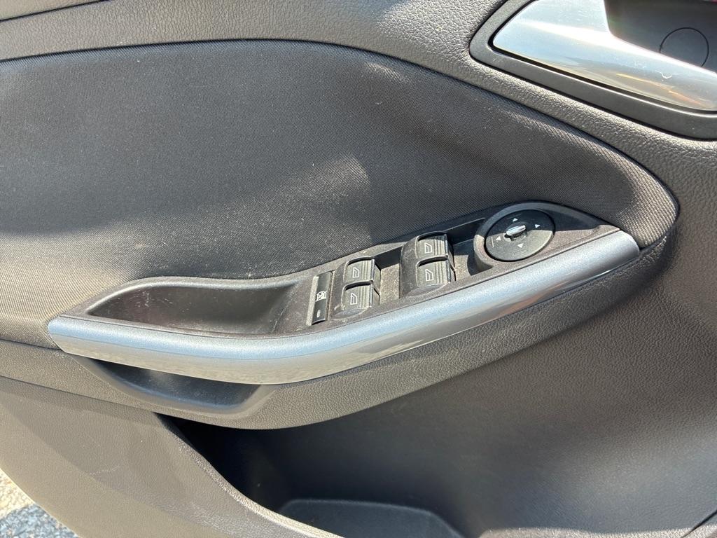 Ford Focus 5dr HB Titanium 2014