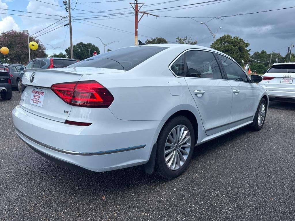 Volkswagen Passat 4dr Sdn 1.8T Auto SE 2016