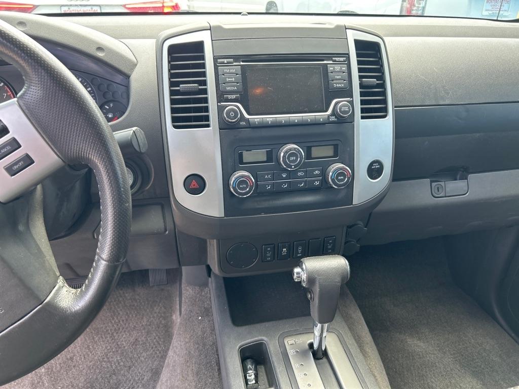 Nissan Frontier 2WD King Cab V6 Auto SV 2016