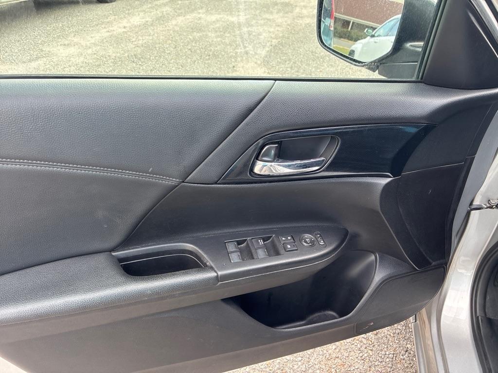 Honda Accord Sedan 4dr I4 CVT Sport 2015
