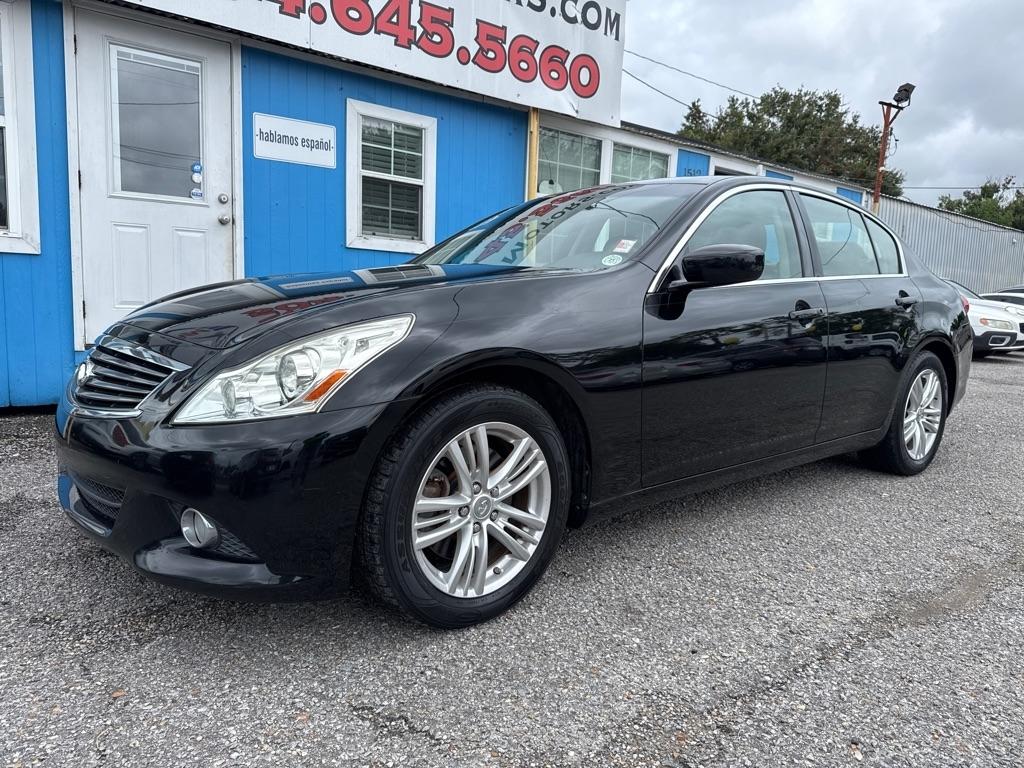 Infiniti G25 Sedan 4dr Base RWD 2011