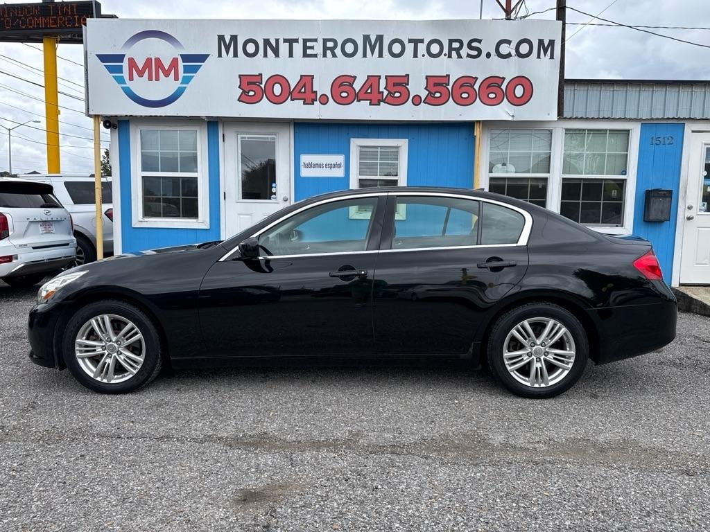 Infiniti G25 Sedan 4dr Base RWD 2011