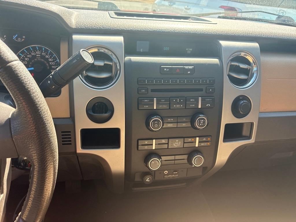 Ford F-150 2WD SuperCab 145" Lariat 2012