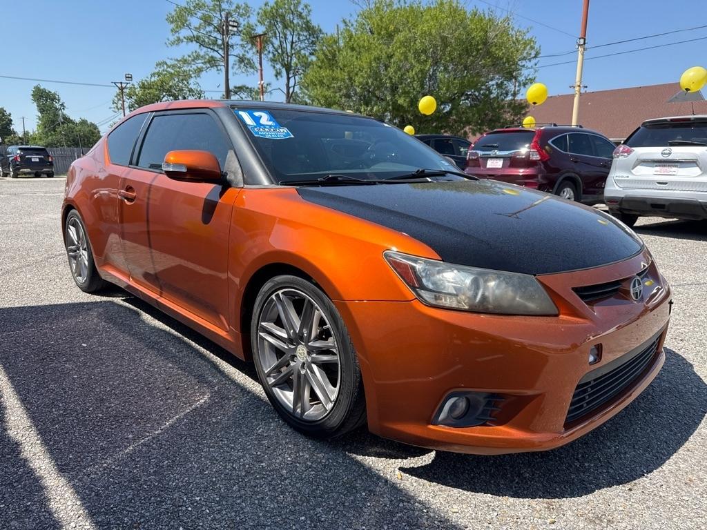 Scion tC 2dr HB Man (Natl) 2012
