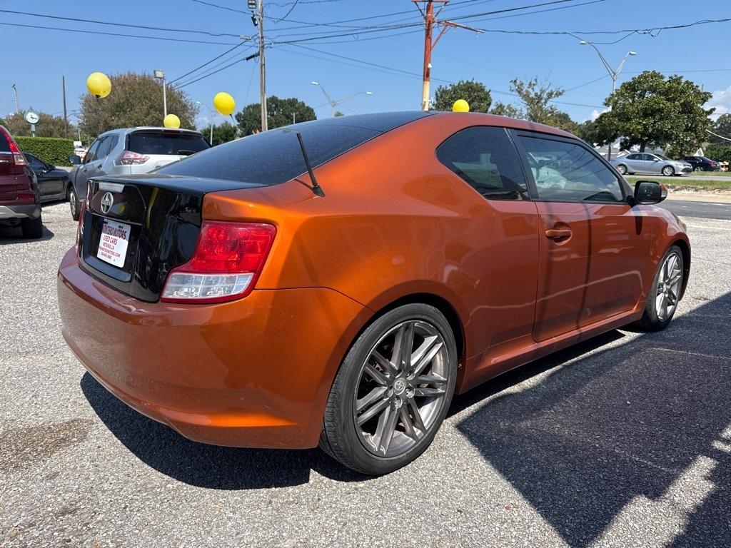 Scion tC 2dr HB Man (Natl) 2012