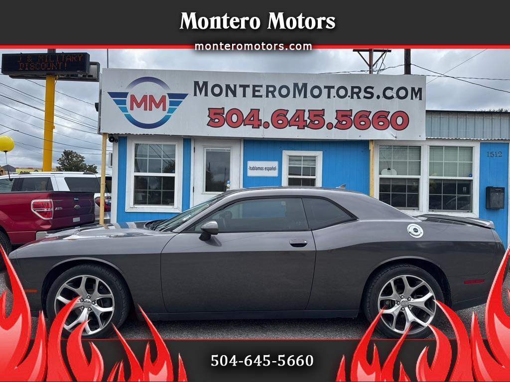 Dodge Challenger 2dr Cpe SXT Plus 2015