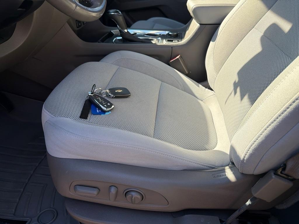 Chevrolet Traverse FWD 4dr LT Cloth w/1LT 2020
