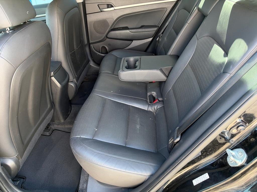 Hyundai Elantra Limited IVT 2020