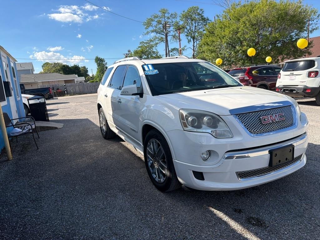 GMC Acadia FWD 4dr Denali 2011