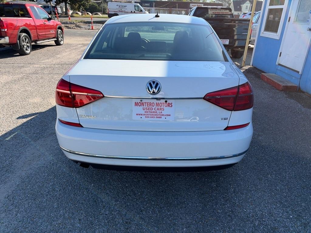 Volkswagen Passat 4dr Sdn 1.8T Auto S 2016
