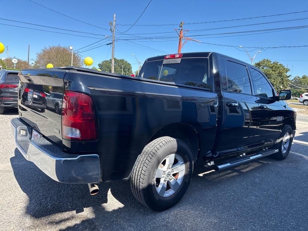 RAM 1500 2WD Crew Cab 140.5" SLT 2013