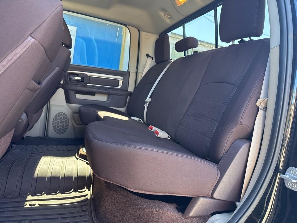 RAM 1500 2WD Crew Cab 140.5" SLT 2013
