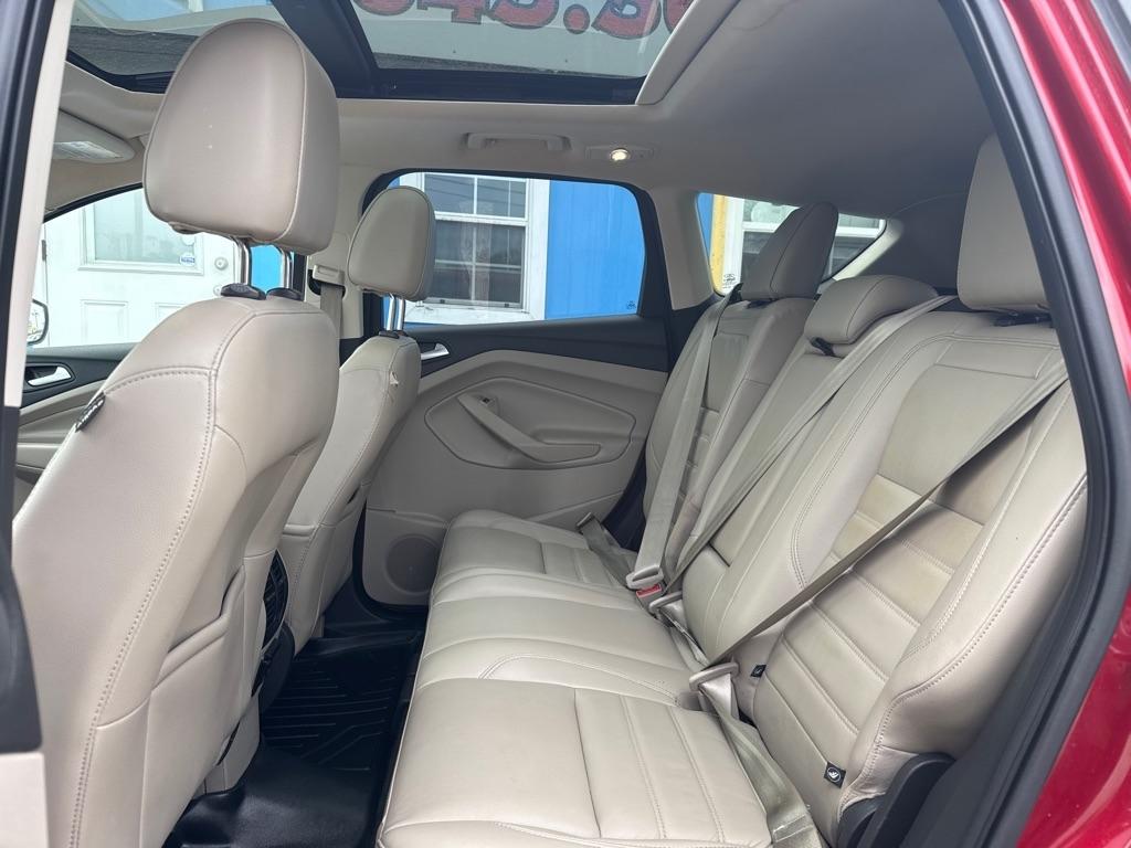 Ford Escape Titanium 4WD 2017