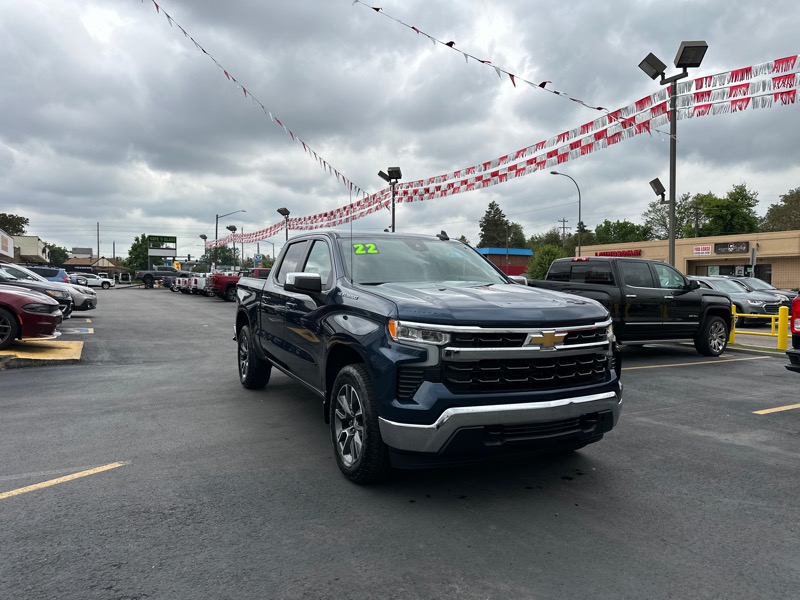 Chevrolet Silverado 1500 4WD Crew Cab 147" LT w/2FL 2022