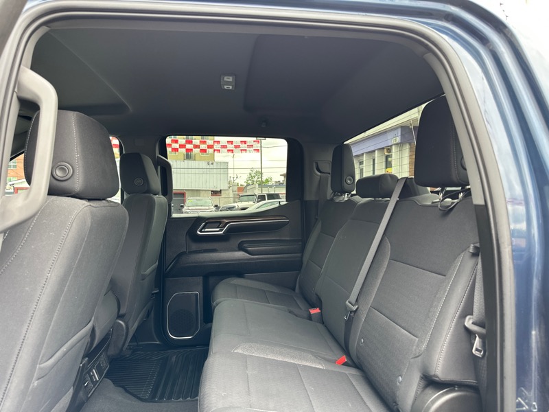 Chevrolet Silverado 1500 4WD Crew Cab 147" LT w/2FL 2022