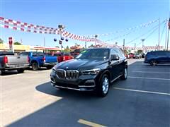 2019 BMW X5  2019 BMW X5