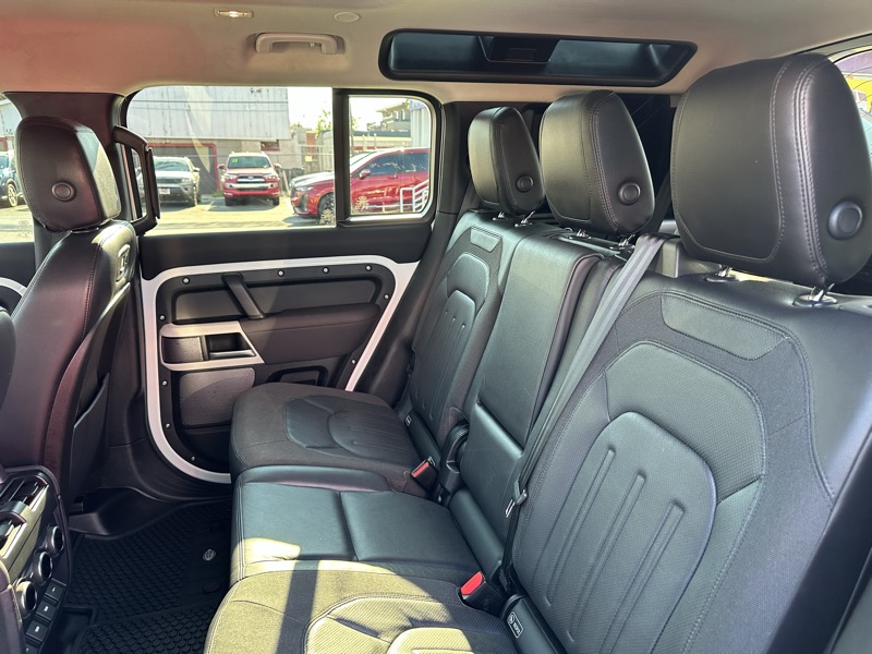 Land Rover Defender 110 SE AWD 2020