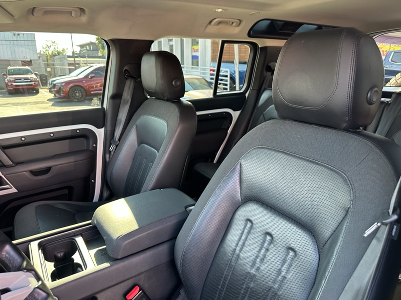 Land Rover Defender 110 SE AWD 2020