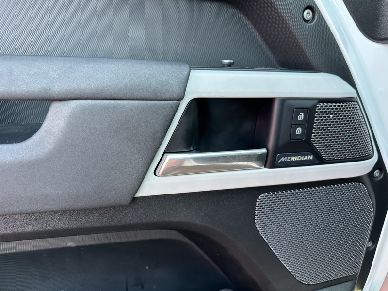 Land Rover Defender 110 SE AWD 2020