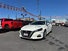 2022 Nissan Altima  2022 Nissan Altima