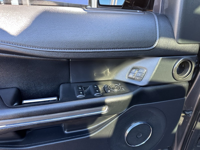 Ford Expedition XLT 4x4 2021